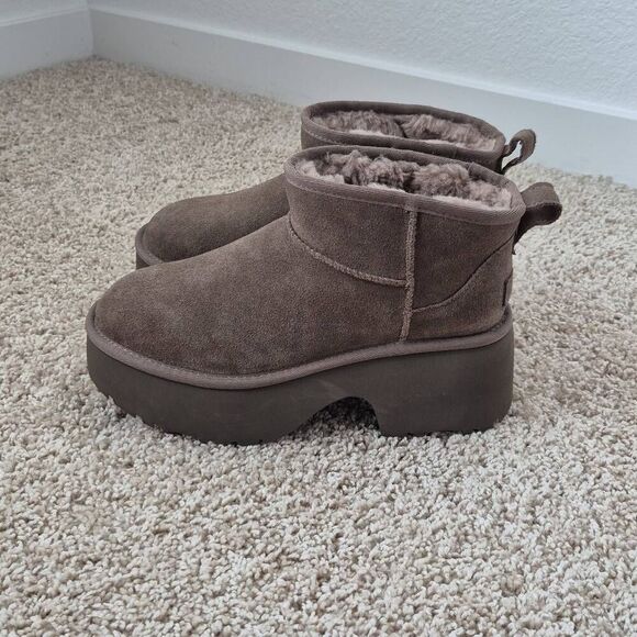 UGG CLASSIC ULTRA MINI HEIGHTS HICKORY PLATFORM BOOTS SIZE 9 - Picture 4 of 7